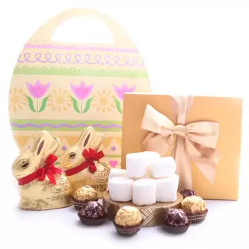 Казан онлайн магазин за цветя - Великденски подарък за зайчета Букет