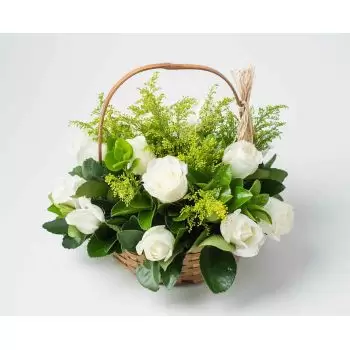 ベレン 花- 15本の白いバラのバスケット 花 配信
