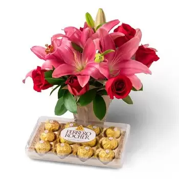 Amandina Blumen Florist- Arrangement von Lilien und Schokolade Blumen Lieferung