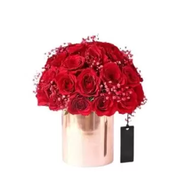 Mekky (Mekky) kvety- Milé červené ruže Aranžovanie kytice