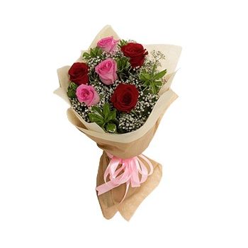 Jeddah flowers  -  Cheaky Kiss Flower Bouquet/Arrangement