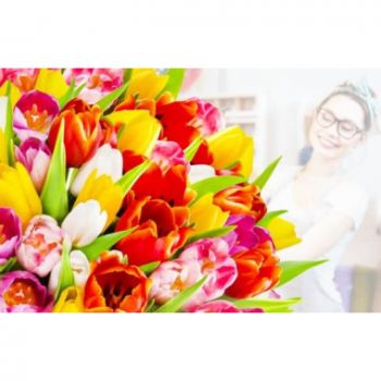 Štrasburk květiny- Barevná kytice tulipánů s překvapením Květ Dodávka