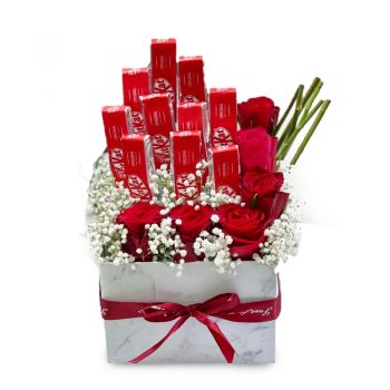 flores Dammam floristeria -  Amantes de Kit Kat Ramos de  con entrega a domicilio
