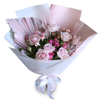 Bon Accueil flowers  -  Secret  Flower Delivery