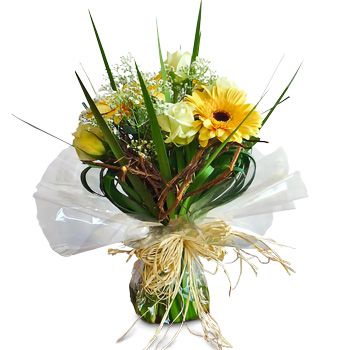 Bon Accueil flowers  -  Sunny Tones  Flower Delivery