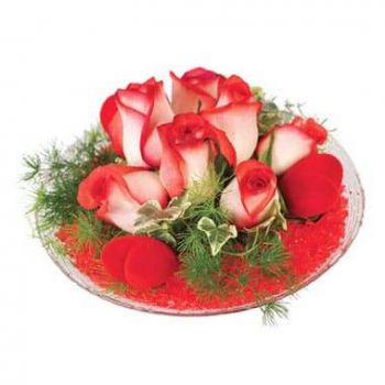 Ομορφη λουλούδια- Σύνθεση από κόκκινα τριαντάφυλλα Λεπτή Λουλούδι Παράδοση